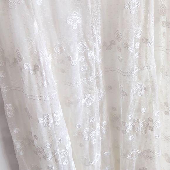 🌿SUNDANCE EMBROIDERED MESH DRESS🌿 - Picture 5 of 8